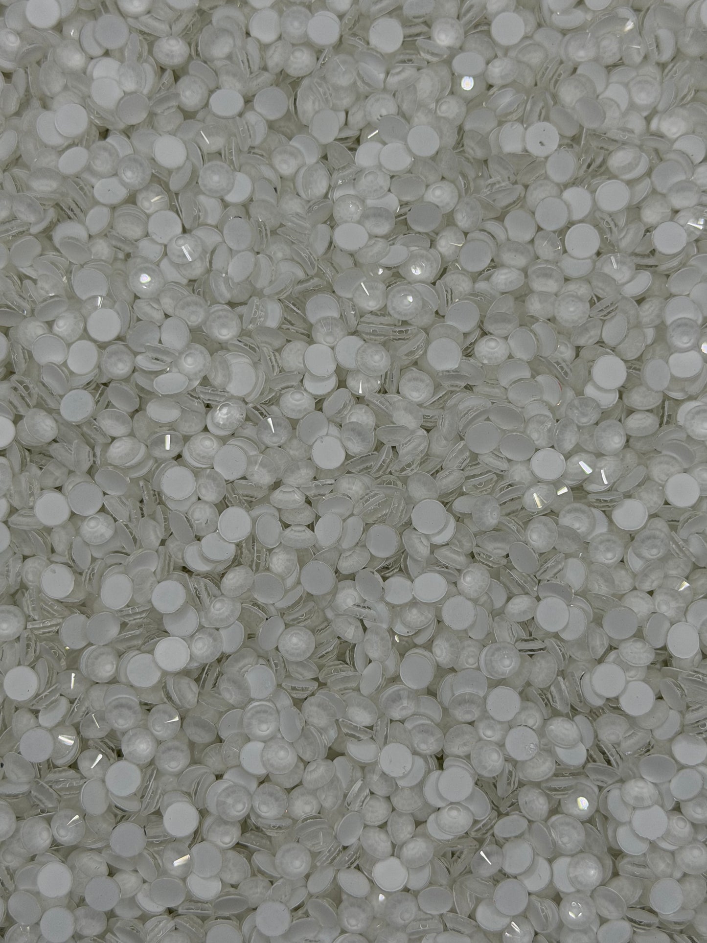 Tokyo White — Glass Rhinestones