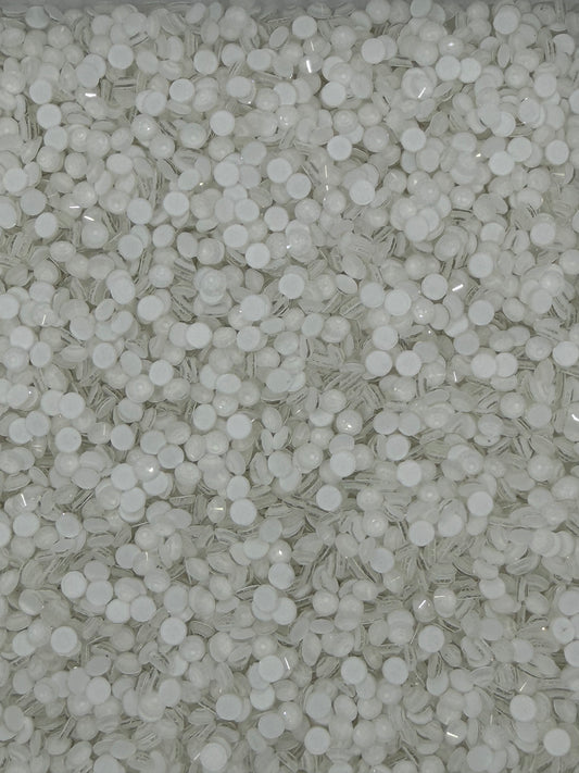 Tokyo White — Glass Rhinestones