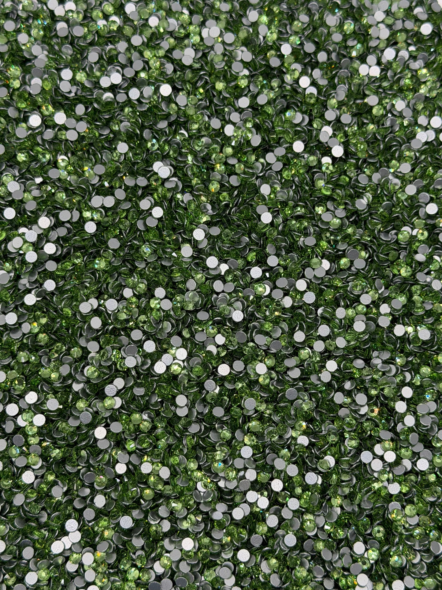 Hanoi Light Green — Glass Rhinestones