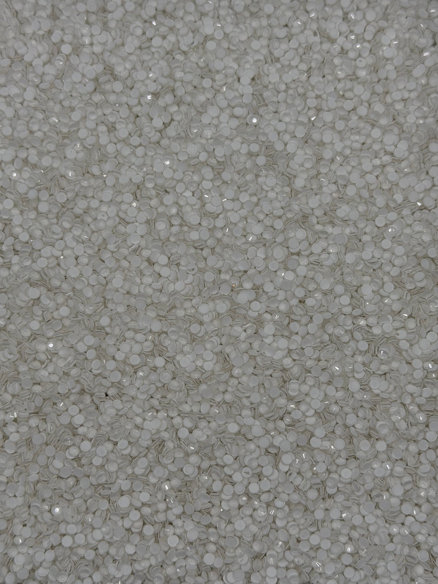 Tokyo White — Glass Rhinestones
