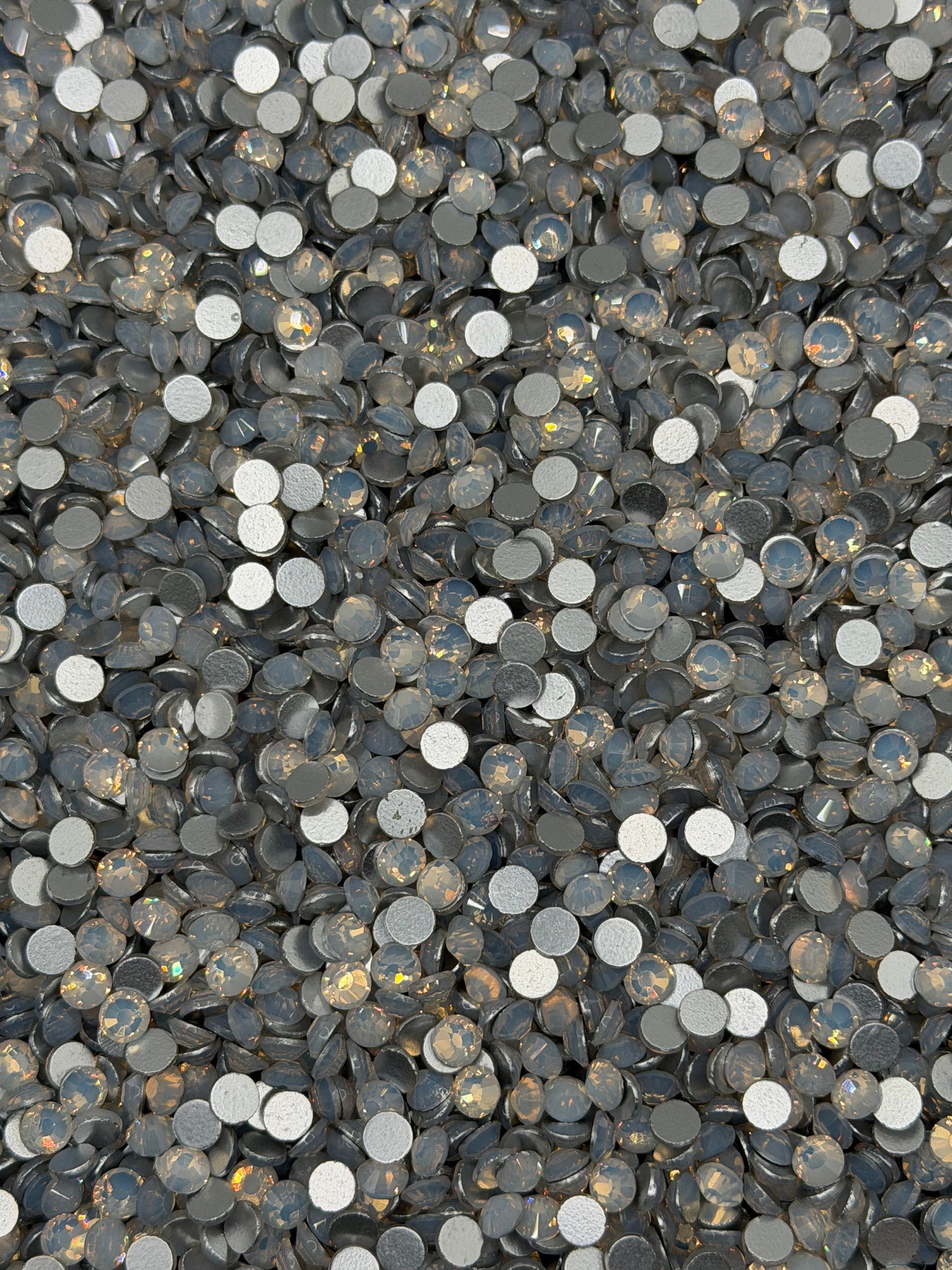 Seychelles White Opal — Glass Rhinestones