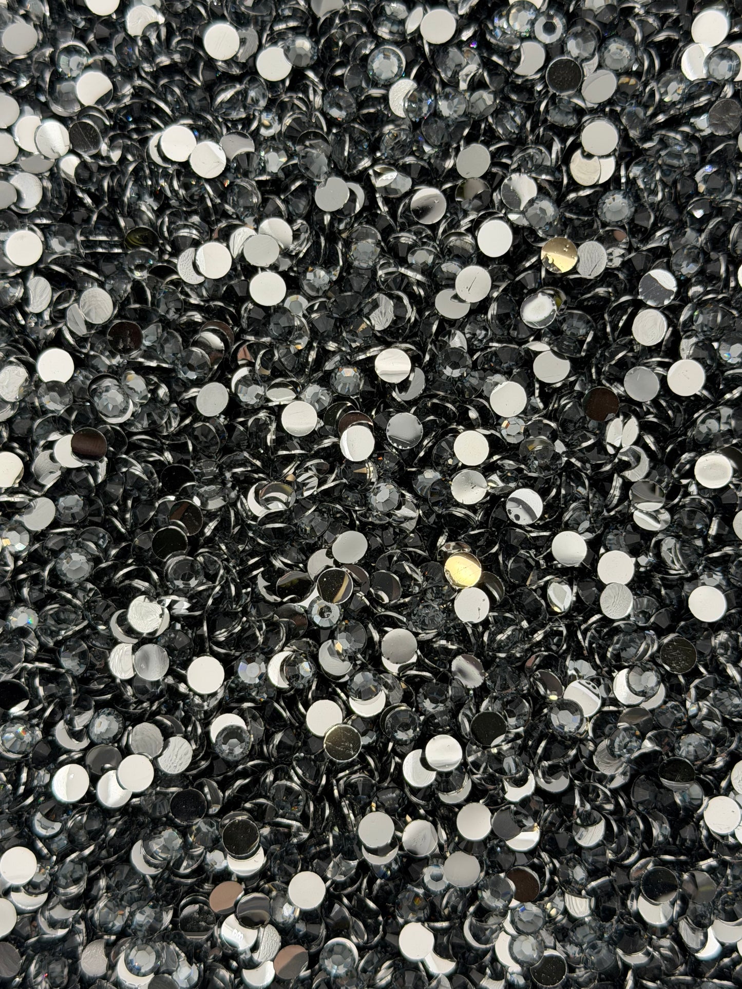 Dubai Crystal — Resin Rhinestones
