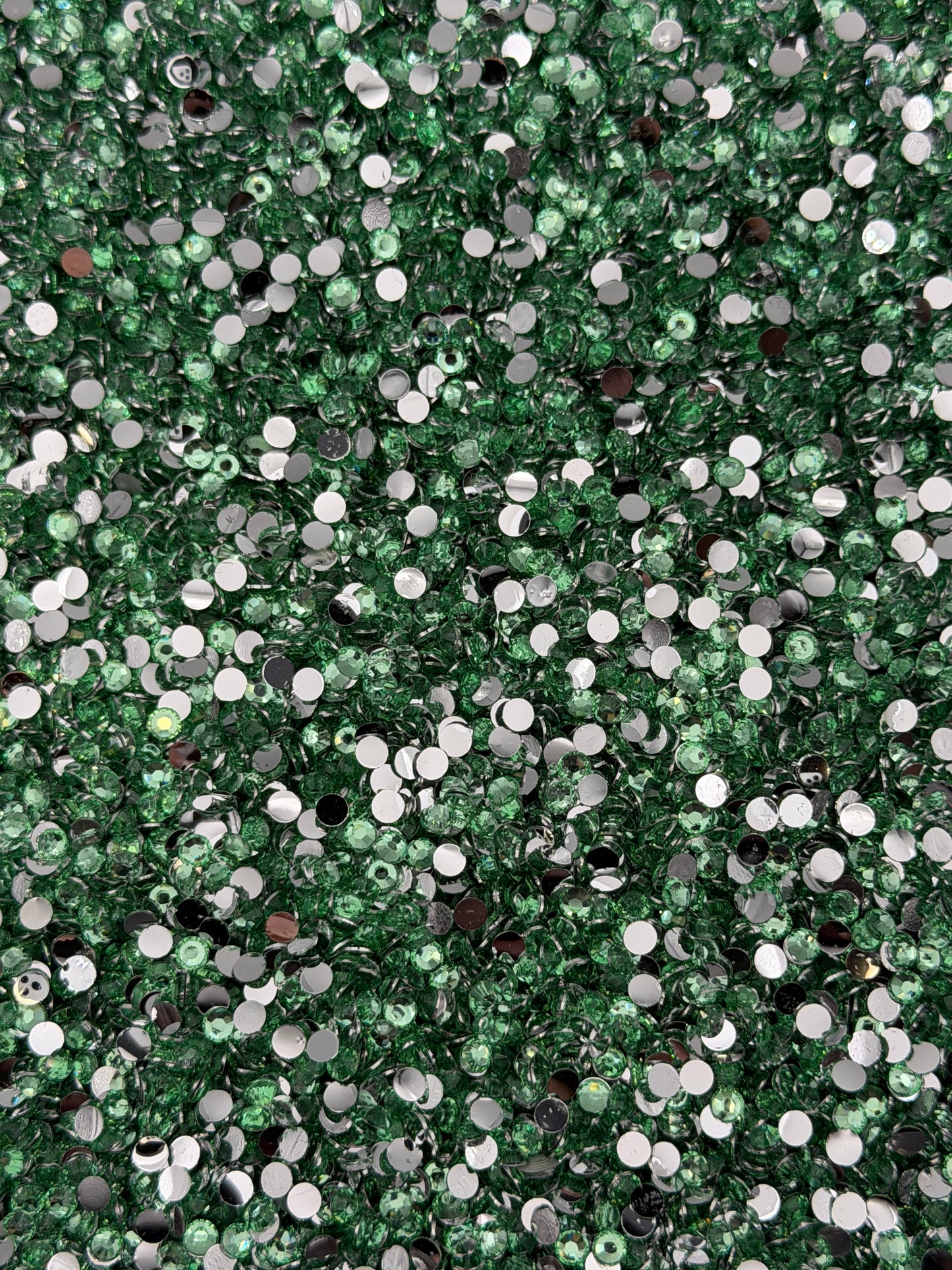 Hanoi Light Green — Resin Rhinestones